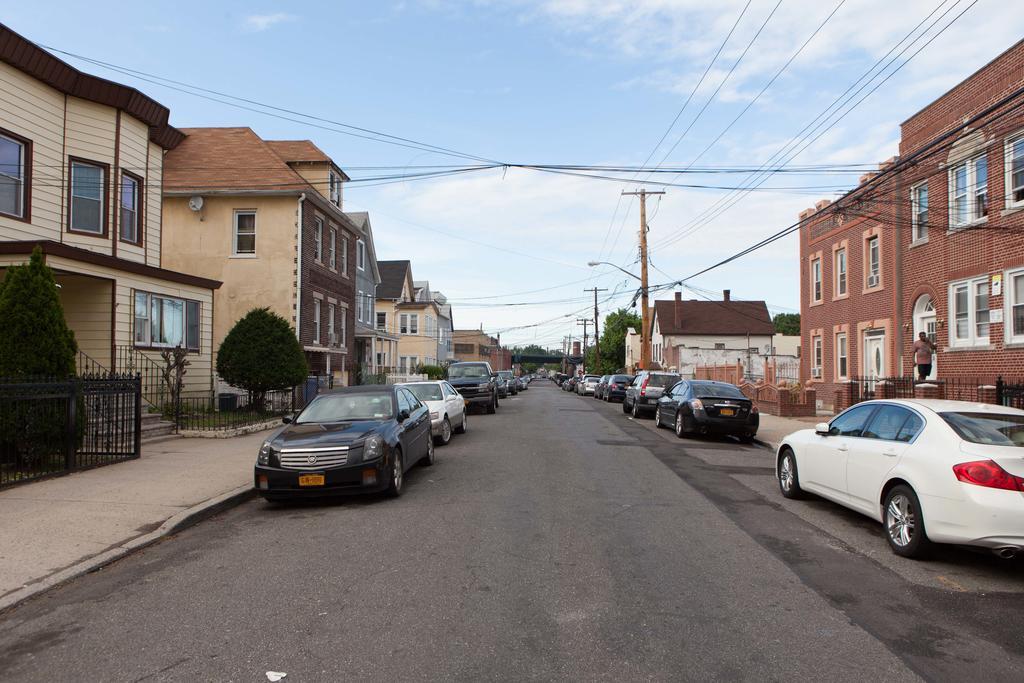 Studio, One And Two Bedroom Apartments - Bronx New York Extérieur photo