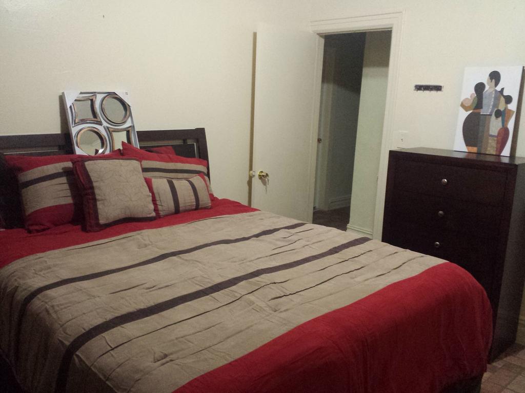 Studio, One And Two Bedroom Apartments - Bronx New York Chambre photo