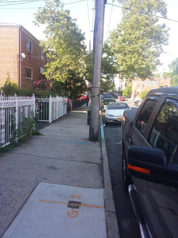 Studio, One And Two Bedroom Apartments - Bronx New York Extérieur photo