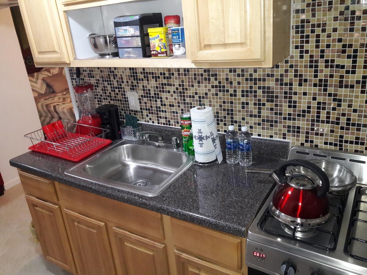 Studio, One And Two Bedroom Apartments - Bronx New York Extérieur photo